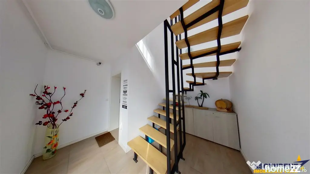 Imobil 2 camere in bloc cu doar 4 apartamente, confort deose - Brasov (Brasov)