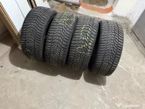 Set 4 Anvelope Iarna Hankook Winter I'Cept Evo 3 98V XL, 235/45/R18,sub 10k KM