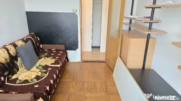 Vand apartament 3 camere dec. Deva, Zarandului, Pietei Centrale, et 5 - Deva (Hunedoara)