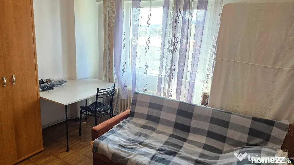 Vand apartament 3 camere dec. Deva, Zarandului, Pietei Centrale, et 5 - Deva (Hunedoara)