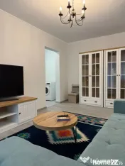 - Apartament La Cheie, Etaj 1, Zona Independentei - H. Bote