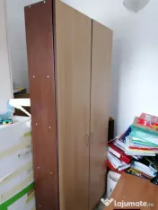 Mobilă de vânzare