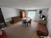 Casă in mijlocul naturii in orașul Câmpulung 