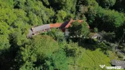Casă in mijlocul naturii in orașul Câmpulung 