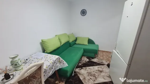Oferim spre inchiriere garsoniera la parter Curtea de Argeș
