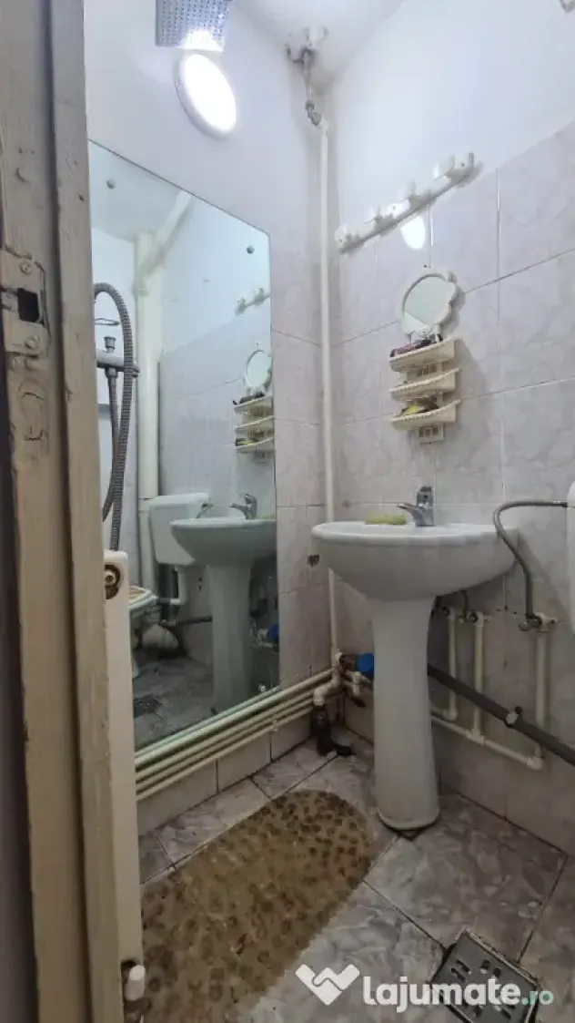 Oferim spre inchiriere garsoniera la parter Curtea de Argeș