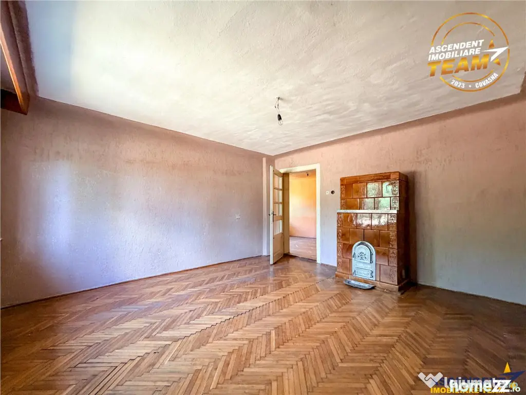 Casa cu 682mp teren intravilan, Simeria, Sfantu Gheorghe - Sfantu Gheorghe (Covasna)