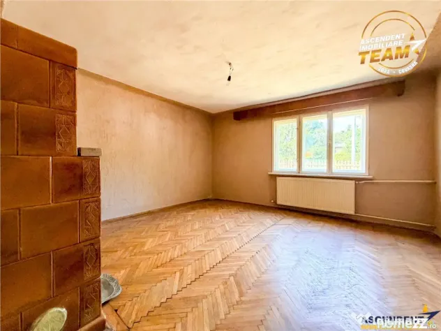 Casa cu 682mp teren intravilan, Simeria, Sfantu Gheorghe - Sfantu Gheorghe (Covasna)