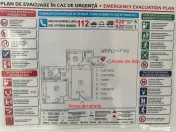 Spatiu comercial stradal, vad pietonal, parcare libera 