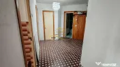 Apartament 2 camere decomandat, foarte spațios – etaj ... 