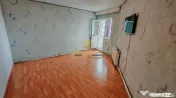 Apartament 2 camere decomandat, foarte spațios – etaj ... 