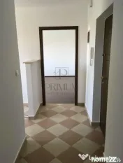 Complex, apartament 2 camere, decomandat, centrala proprie, 