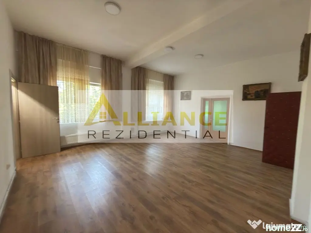 Casa individuala * 14 camere * 1550 mp teren * - Catelu (Bucuresti-Ilfov)