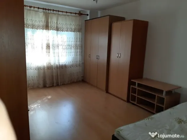 Proprietar vând garsonieră in Colentina/Cremenita,decomandată,etaj 1/10