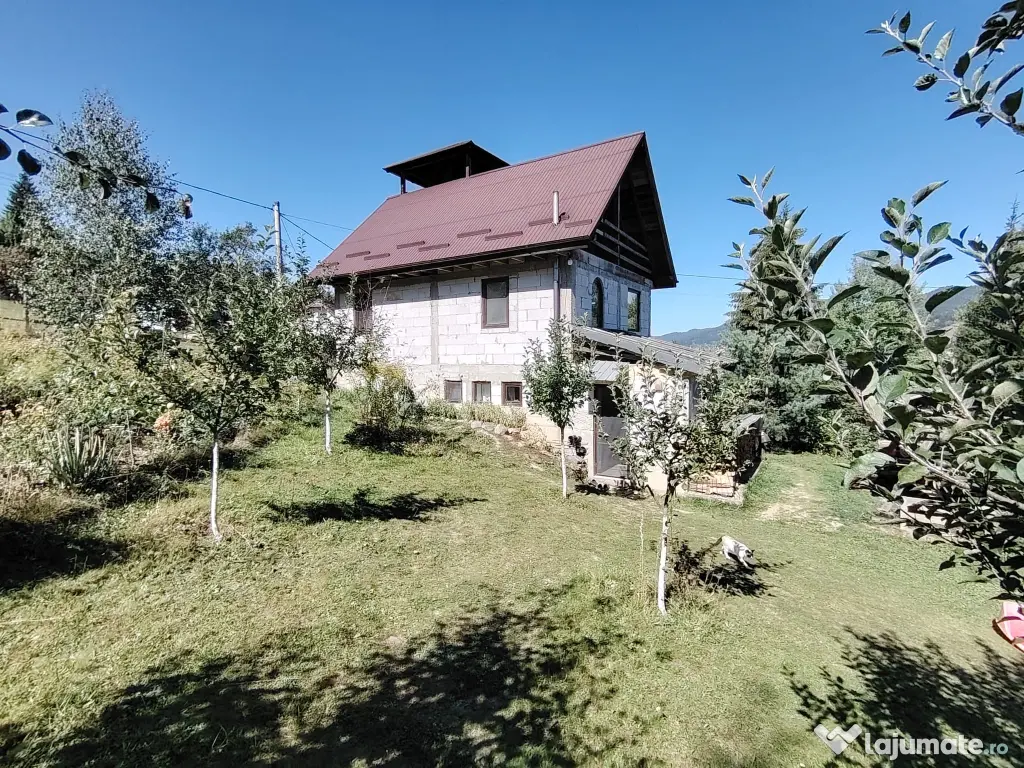 Casă Vatra Dornei 1000mp