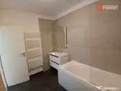 Apartament cu 3 camere, etaj 1 de vanzare, zona Girocului