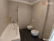 Apartament cu 3 camere, etaj 1 de vanzare, zona Girocului
