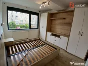 Apartament cu 3 camere, etaj 1 de vanzare, zona Girocului