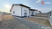 Duplex de vanzare, 3 camere pe parter + pod - Mosnita Veche 