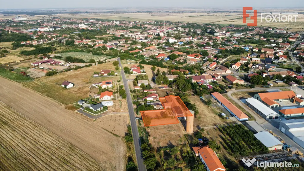 Spatiu de productie, 10 incaperi, 382 mp utili, 1800 mp tere - Peciu Nou (Timis)