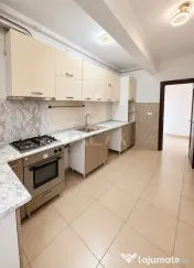 3 camere Fundeni decomandat, centrală, parcare, an 2011, 12 
