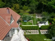 Vilă de vânzare în Corunca| Trei nivele| 320 metrii pătr 