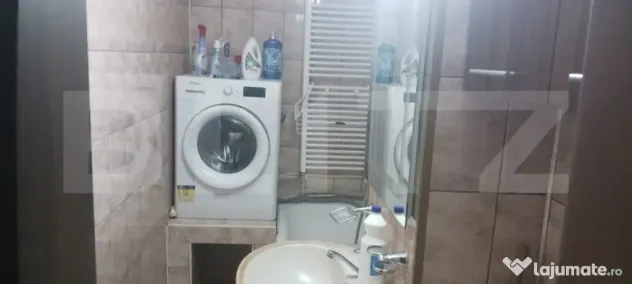 Apartament 2 camere de inchiriat, ultracentral cu parcare - Targu Jiu (Gorj)