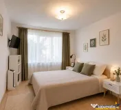 Vila distinctiva,2 intrari separate:locuire multifamiliala,a 