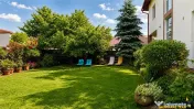 Vila distinctiva,2 intrari separate:locuire multifamiliala,a 