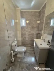 Spațiu comercial de închiriat, format din 4 apartamente + 