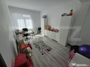 Spațiu comercial de închiriat, format din 4 apartamente + 