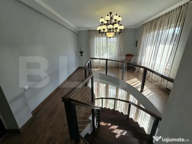 Spațiu comercial de închiriat, format din 4 apartamente + - Zalau (Salaj)