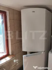 Casă renovată cu farmec istoric, livadă și 3.600 mp de t