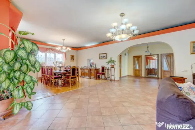 Fundeni, imobil S+P+1, 350mp utili, piscină, foișor, 2 gar - Dobroesti (Bucuresti-Ilfov)