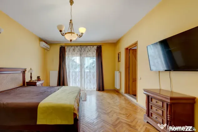 Fundeni, imobil S+P+1, 350mp utili, piscină, foișor, 2 gar - Dobroesti (Bucuresti-Ilfov)