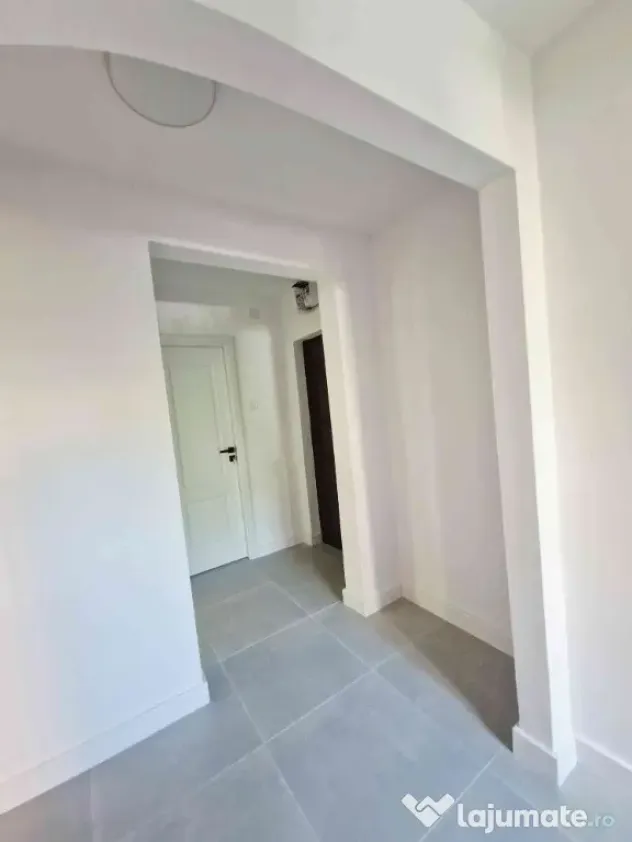 Apartament cu 2 camere decomandat, spatiu depozitare 12 m2, izolat, - Buzau (Buzau)