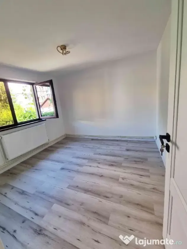Apartament cu 2 camere decomandat, spatiu depozitare 12 m2, izolat, - Buzau (Buzau)