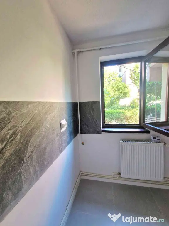 Apartament cu 2 camere decomandat, spatiu depozitare 12 m2, izolat, - Buzau (Buzau)