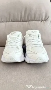 Adidasi New Balance triplewhite