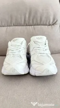 Adidasi New Balance triplewhite