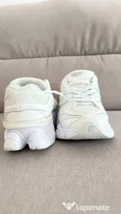 Adidasi New Balance triplewhite