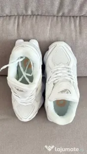 Adidasi New Balance triplewhite