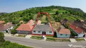 Casă în Valea Viilor – proprietate spațioasă cu teren de 1400 mp