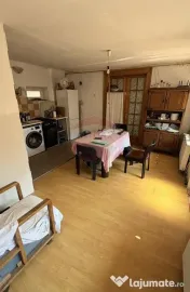 Casă în Valea Viilor – proprietate spațioasă cu teren de 1400 mp