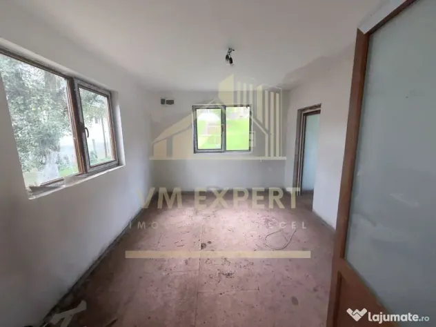 CASĂ 6 CAMERE TEREN 5736 MP LEREȘTI VOINEȘTI ARGEȘ - Leresti (Arges)