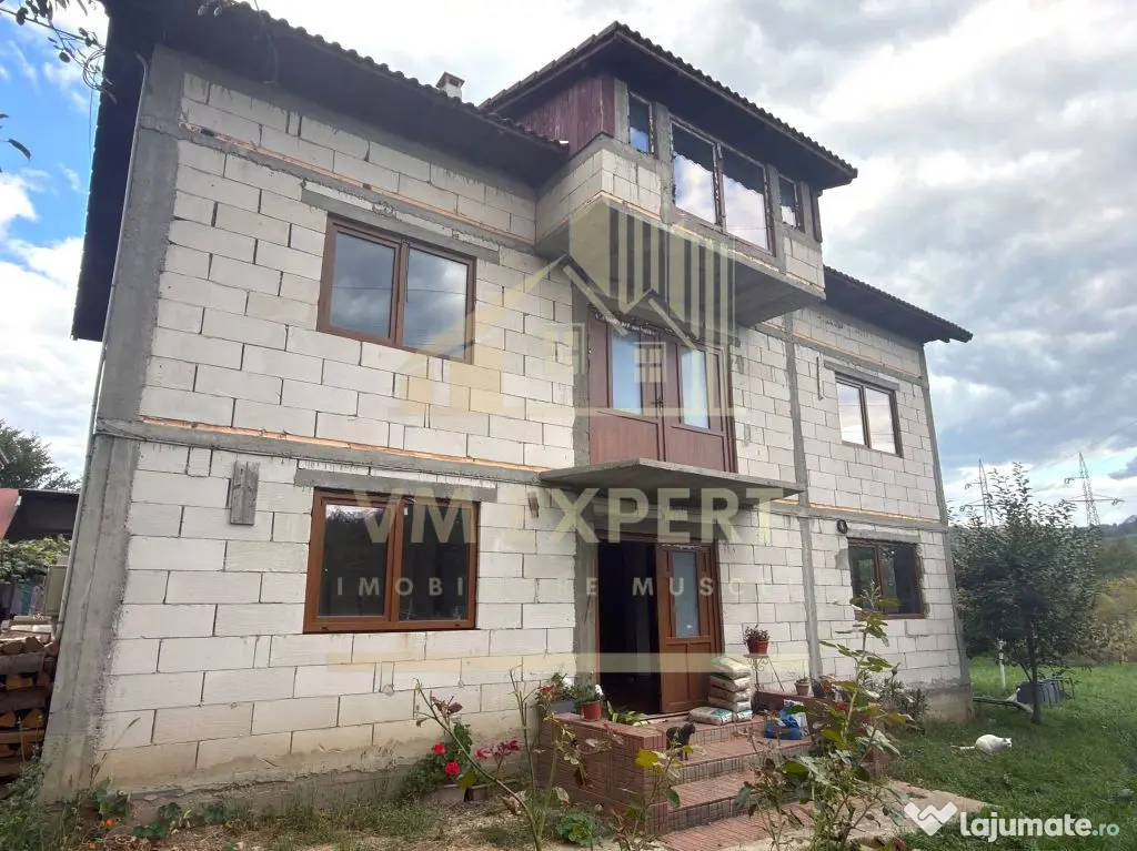 CASĂ 6 CAMERE TEREN 5736 MP LEREȘTI VOINEȘTI ARGEȘ - Leresti (Arges)
