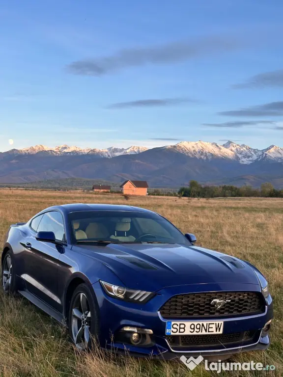 Ford Mustang model american, accept variante auto si imobiliare