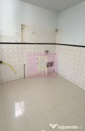 Ap. luminos de 2 camere la etj 1 - Zona Giurgiului 