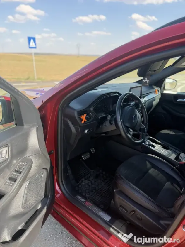 Ford Kuga ST-Line X 2.0 EcoBlue 190CP 4x4 Automatǎ | Distronic | B&O