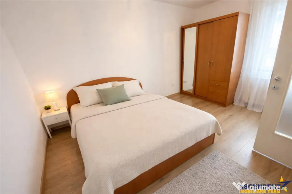 Apartament cu 3 camere, decomandat, Pandurilor, Tudor, Targu - Targu Mures (Mures)